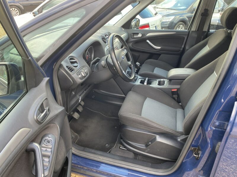 Ford S-Max 12r.1.6 benzyna z Niemiec bezwypadkowy platforma 2xPDC I (2006-2015)