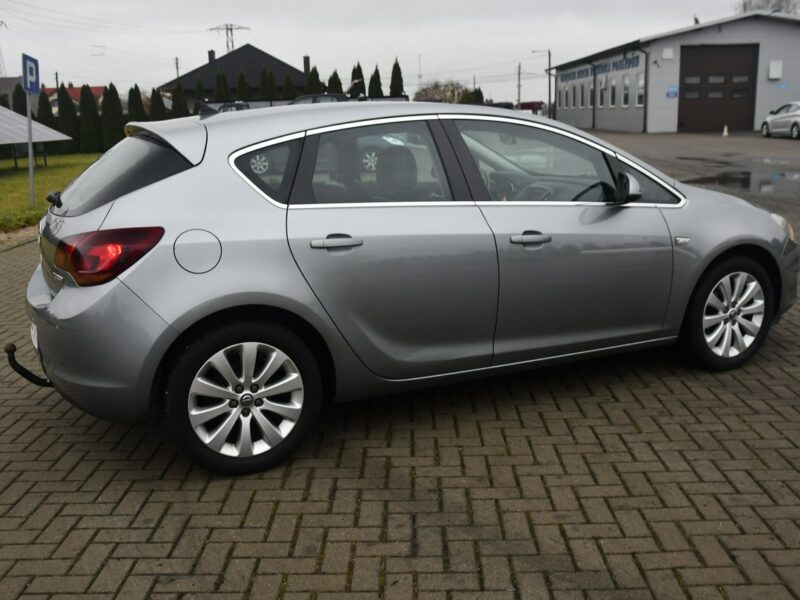Opel Astra 1,4Turbo DUDKI11 Navi,Hak.Parktronic.Pół-Skóry.kredyt.GWARANCJA J (2009-2019)