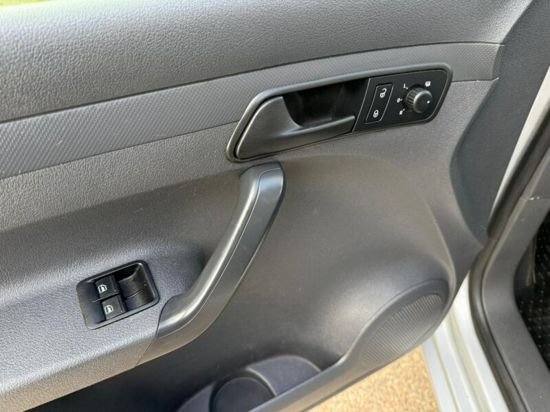 Volkswagen Caddy 2.0 MPI 109 KM 5 osobowy Nowa instalacja LPG III (2004-)