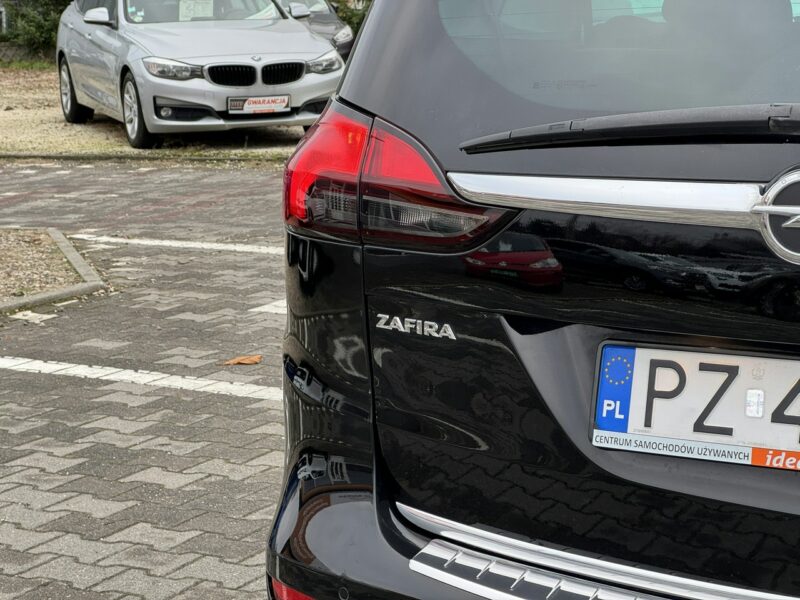 Opel Zafira *Bezwypadkowy*Panorama-Dach*7-OSOBOWY*Roczna Gwarancja Techniczna* C (2011-)