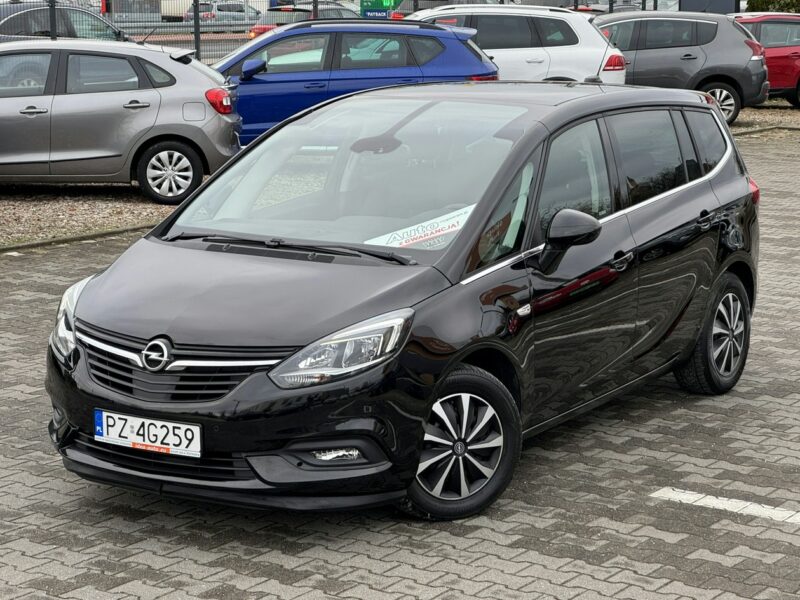 Opel Zafira *Bezwypadkowy*Panorama-Dach*7-OSOBOWY*Roczna Gwarancja Techniczna* C (2011-)