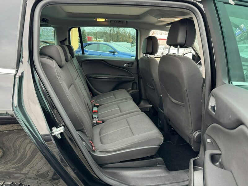 Opel Zafira *Bezwypadkowy*Panorama-Dach*7-OSOBOWY*Roczna Gwarancja Techniczna* C (2011-)