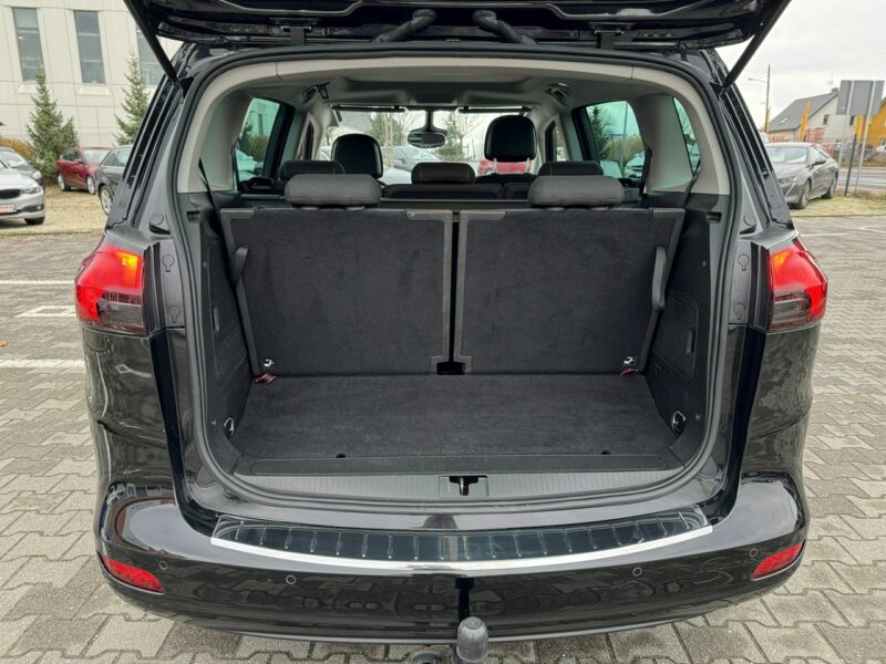 Opel Zafira *Bezwypadkowy*Panorama-Dach*7-OSOBOWY*Roczna Gwarancja Techniczna* C (2011-)