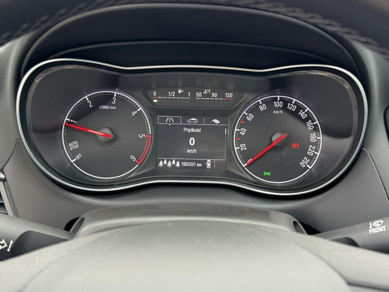 Opel Zafira *Bezwypadkowy*Panorama-Dach*7-OSOBOWY*Roczna Gwarancja Techniczna* C (2011-)