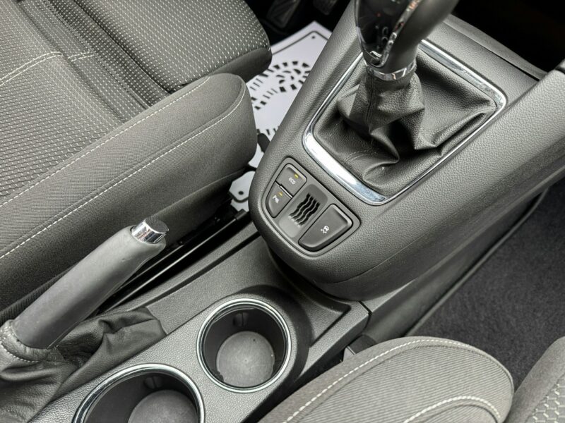 Opel Zafira *Bezwypadkowy*Panorama-Dach*7-OSOBOWY*Roczna Gwarancja Techniczna* C (2011-)