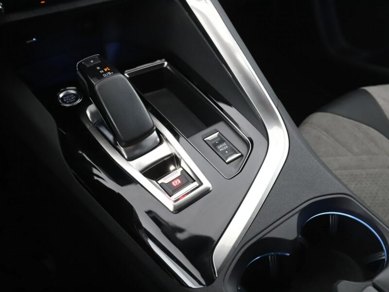 Peugeot 3008 GT FV23% automat alcantara PHEV navi kamera LED ACC virtual II (2016-)