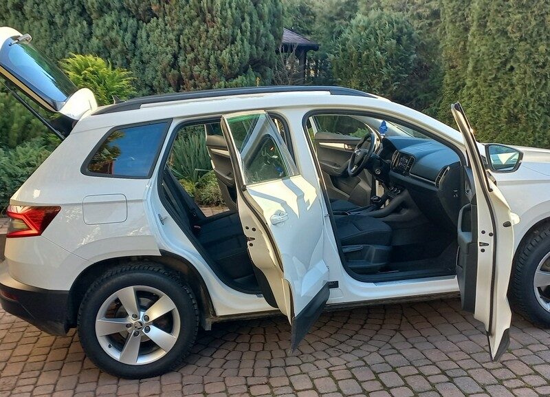 Škoda Karoq 4x4 DSG 2.0Tdi 190KM F.VAT 23% Salon PL 63 tys netto Serwisy ASO