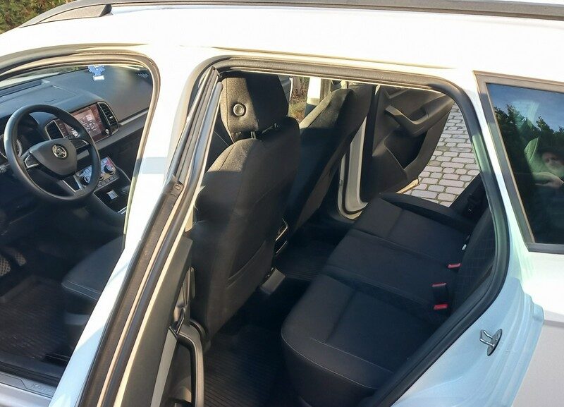 Škoda Karoq 4x4 DSG 2.0Tdi 190KM F.VAT 23% Salon PL 63 tys netto Serwisy ASO