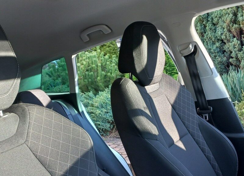 Škoda Karoq 4x4 DSG 2.0Tdi 190KM F.VAT 23% Salon PL 63 tys netto Serwisy ASO