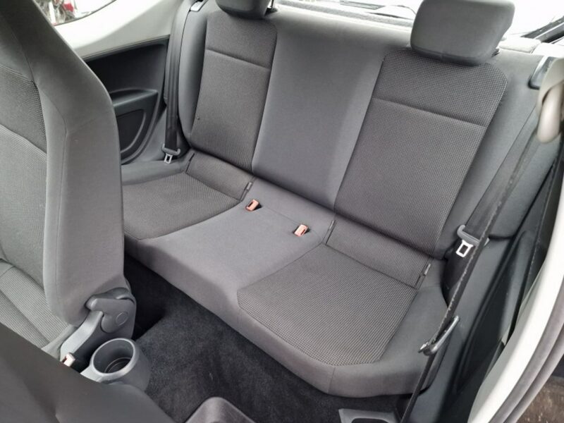 Volkswagen Up! 1.0 Benzyna 60 KM, Klimatyzacja, Isofix, Centralny Zamek, ZADBANY !
