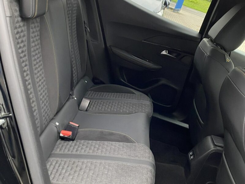 Peugeot 2008 Road Trip , Allure, Full LED,Virtual,Kamera,Navi II (2019-)