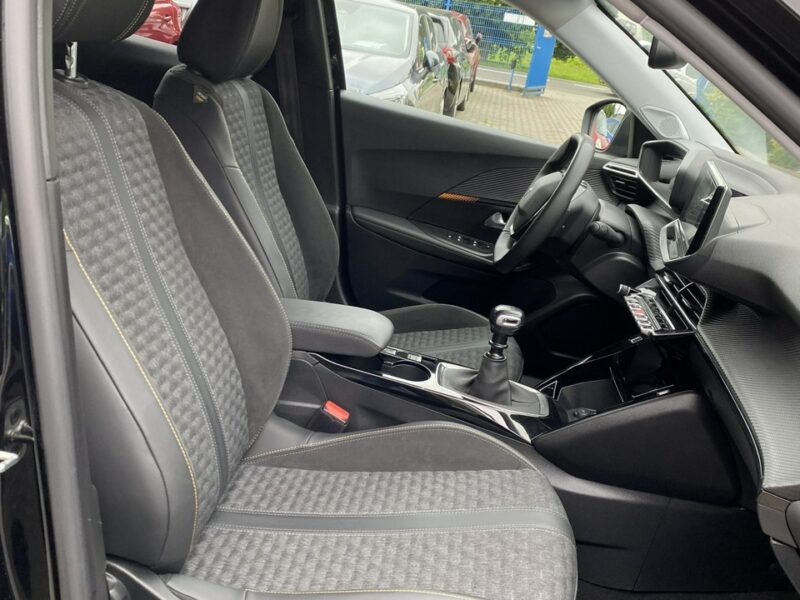 Peugeot 2008 Road Trip , Allure, Full LED,Virtual,Kamera,Navi II (2019-)