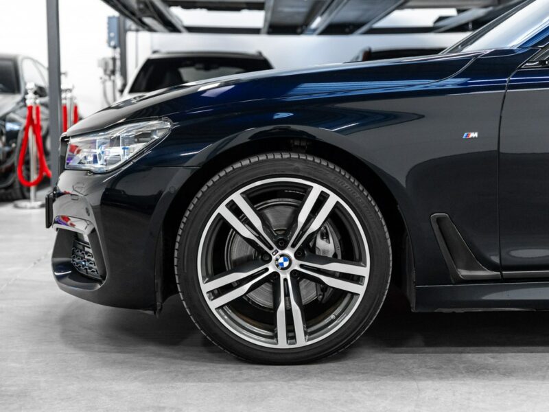 BMW 740 xDrive 320KM M-Sport. 22 000 km! Masaże. Skrętna oś. ACC. G12 (2015-...)