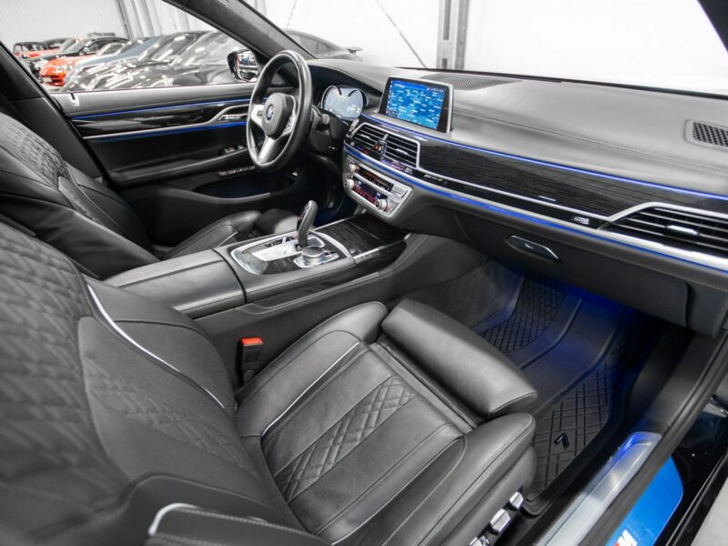 BMW 740 xDrive 320KM M-Sport. 22 000 km! Masaże. Skrętna oś. ACC. G12 (2015-...)