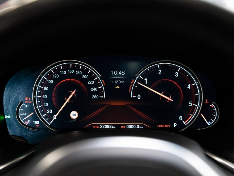 BMW 740 xDrive 320KM M-Sport. 22 000 km! Masaże. Skrętna oś. ACC. G12 (2015-...)