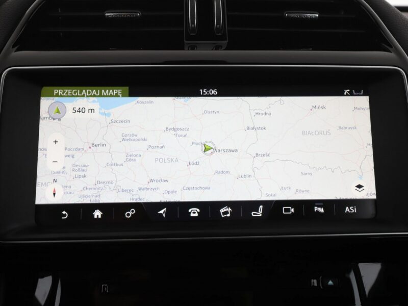 Jaguar F-PACE 20d Automat AWD Portfolio Panorama Tempomat Skóra Bi-Xenon Kamera PDC
