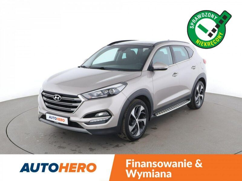 Hyundai Tucson automat panorama navi kamera grzane fotele LED Bluetooth III (2015-2020)