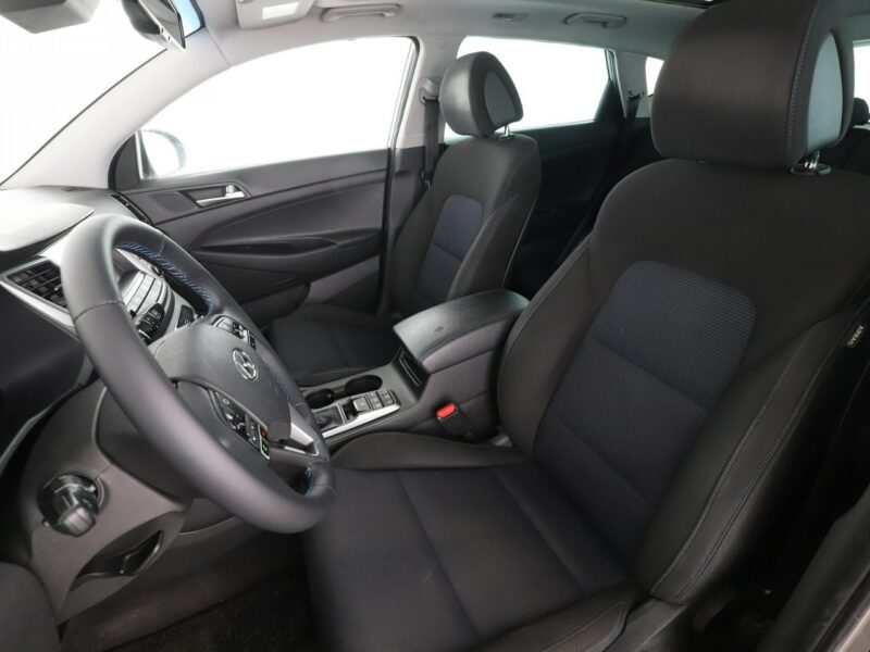 Hyundai Tucson automat panorama navi kamera grzane fotele LED Bluetooth III (2015-2020)