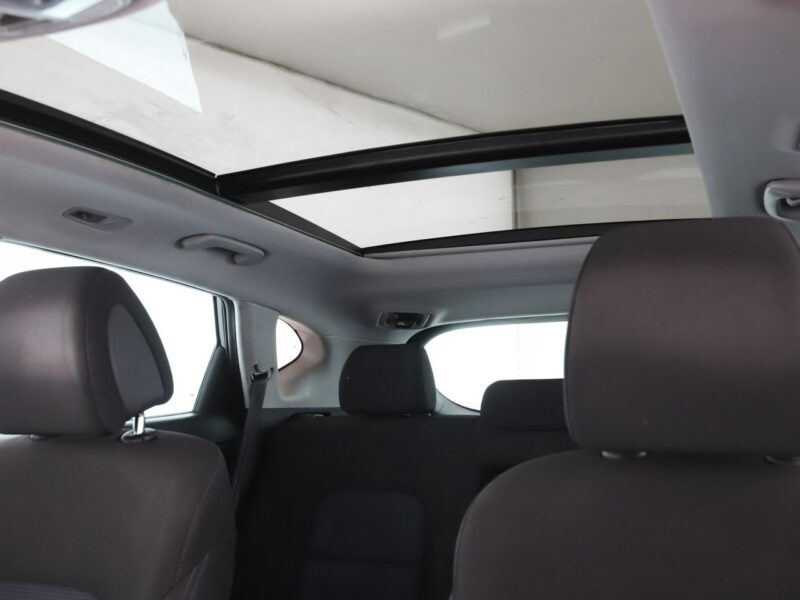 Hyundai Tucson automat panorama navi kamera grzane fotele LED Bluetooth III (2015-2020)