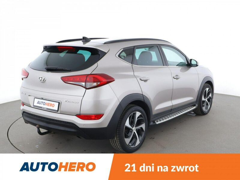 Hyundai Tucson automat panorama navi kamera grzane fotele LED Bluetooth III (2015-2020)