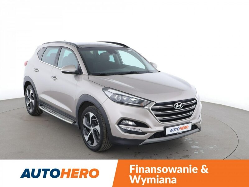 Hyundai Tucson automat panorama navi kamera grzane fotele LED Bluetooth III (2015-2020)