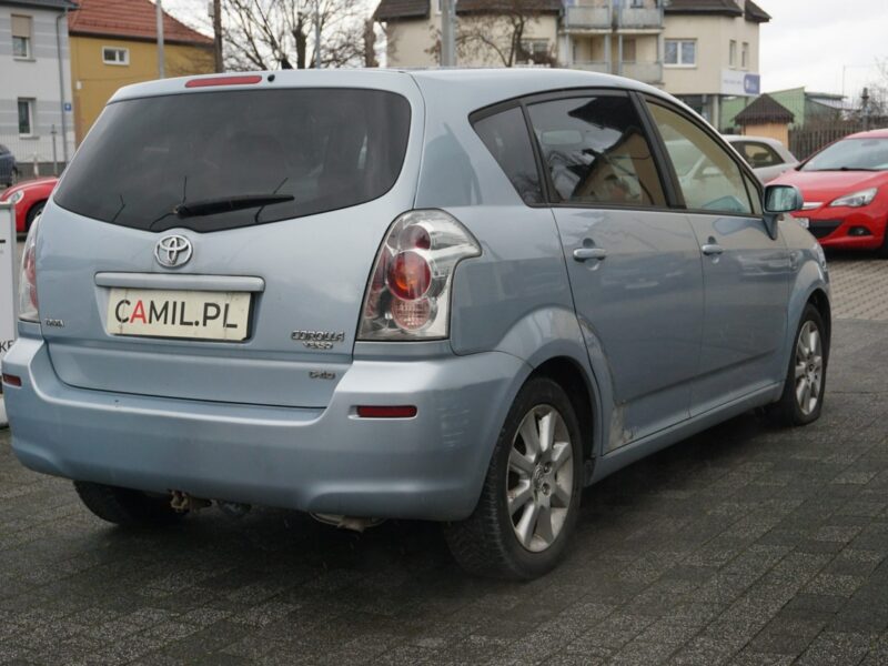 Toyota Corolla Verso III (2004-2009)
