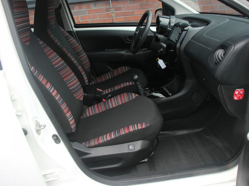 Citroen C1 Klimatronik*Grzane Fotele*Komp*Esp*Led*Bluetooth*1 wł*Gwar VGS !!! II (2014-)