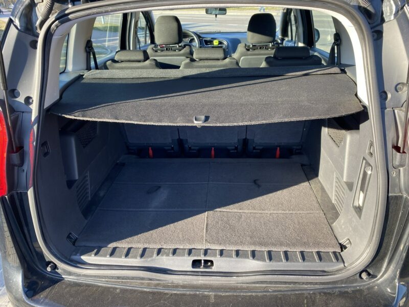 Peugeot 5008 Benzyna, hak, opony wielosezonowe, 5 miejsc, tempomat, isofix,czujniki I (2009-2017)