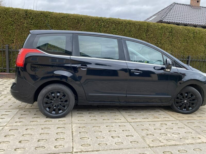 Peugeot 5008 Benzyna, hak, opony wielosezonowe, 5 miejsc, tempomat, isofix,czujniki I (2009-2017)