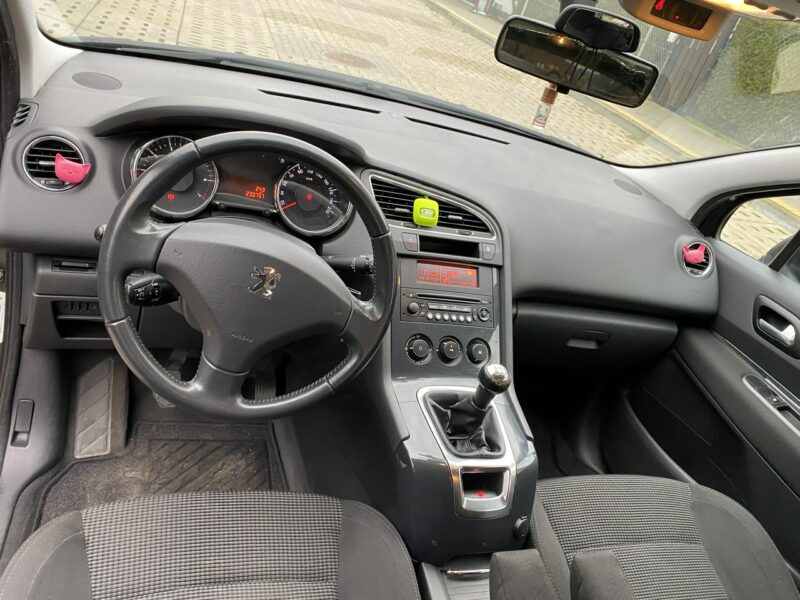 Peugeot 5008 Benzyna, hak, opony wielosezonowe, 5 miejsc, tempomat, isofix,czujniki I (2009-2017)