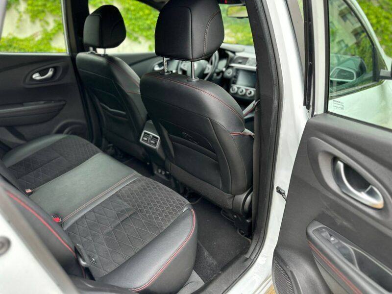Renault Kadjar Faktura VAT 23% Renault Kadjar 1.3 TCE BLACK EDITION