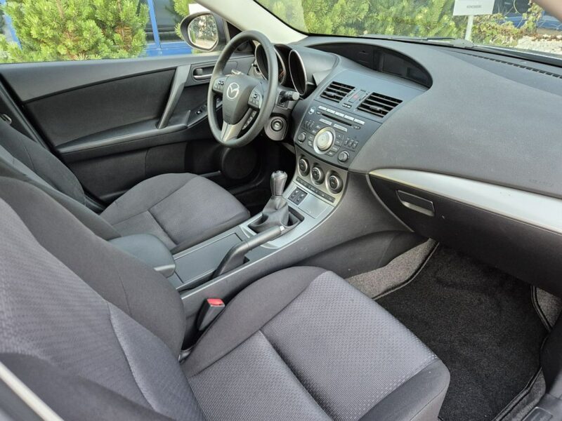 Mazda 3 GWARANCJA * 2.0 * nawigacja * alu 17 cali * serwis * zadbana * wawa II (2009-2013)