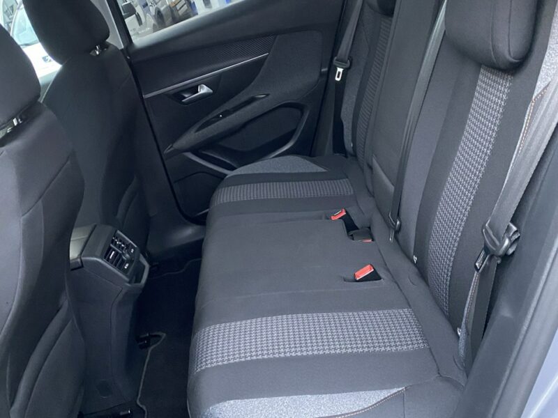 Peugeot 3008 Niski Przebieg, Navi, Tempomat, Gwarancja! II (2016-)