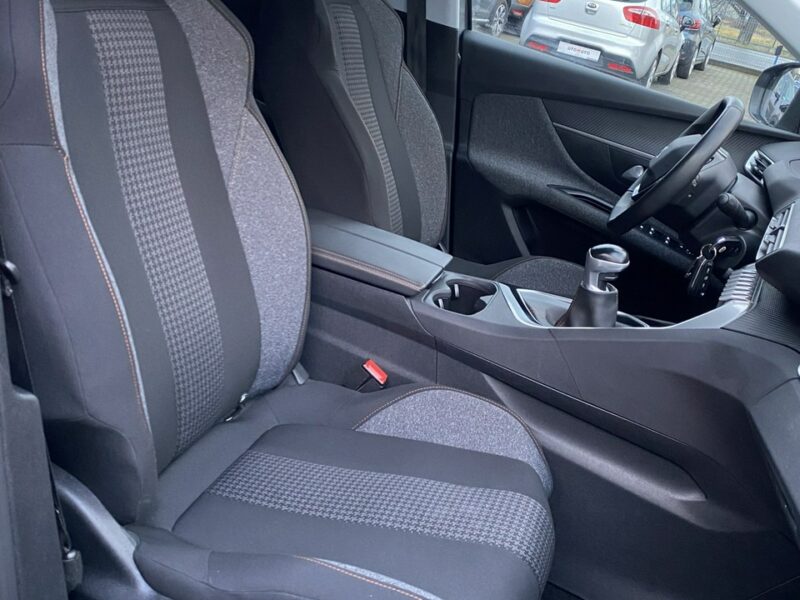 Peugeot 3008 Niski Przebieg, Navi, Tempomat, Gwarancja! II (2016-)
