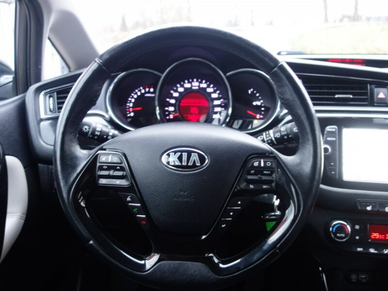 Kia Cee'd Kia Ceed 2018 1.6 benzyna 135km navi kamera przebieg 83tys III (2018-)