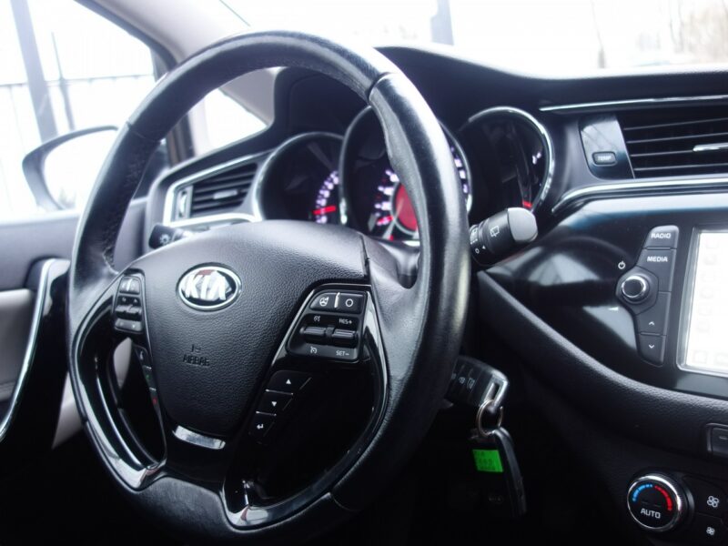 Kia Cee'd Kia Ceed 2018 1.6 benzyna 135km navi kamera przebieg 83tys III (2018-)