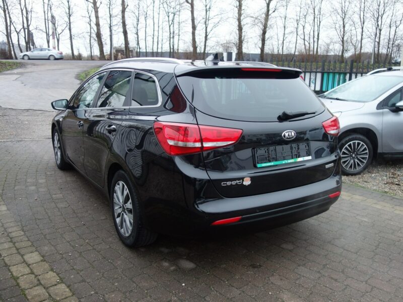 Kia Cee'd Kia Ceed 2018 1.6 benzyna 135km navi kamera przebieg 83tys III (2018-)
