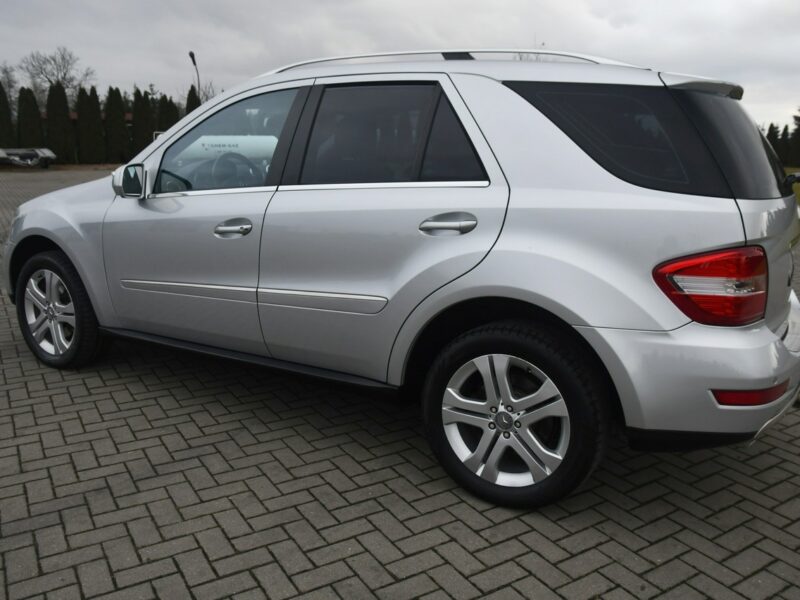Mercedes ML 320 3,0cdi Automat,Alcantara,Navi,Podg.Fot.Klimatr 2 str.Xenony W164 (2005-)