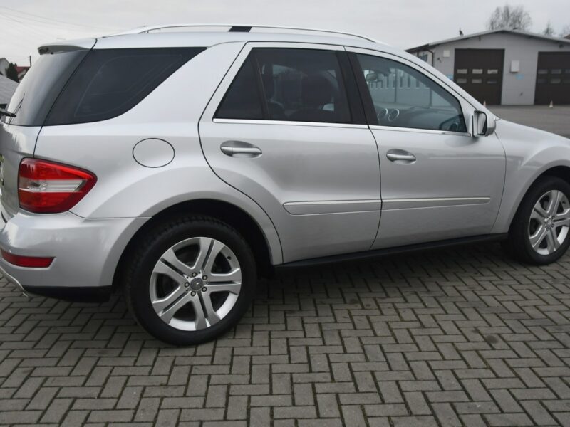 Mercedes ML 320 3,0cdi Automat,Alcantara,Navi,Podg.Fot.Klimatr 2 str.Xenony W164 (2005-)