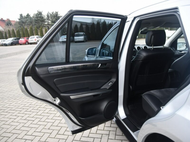 Mercedes ML 320 3,0cdi Automat,Alcantara,Navi,Podg.Fot.Klimatr 2 str.Xenony W164 (2005-)