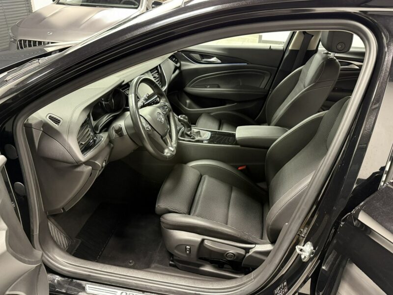 Opel Insignia 2.0 CDTI 170KM*Ultimate Exclusi*AppleCar*LUXLed*KeyLess*Virtua*Niemiec B (2017-)