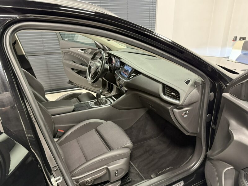 Opel Insignia 2.0 CDTI 170KM*Ultimate Exclusi*AppleCar*LUXLed*KeyLess*Virtua*Niemiec B (2017-)