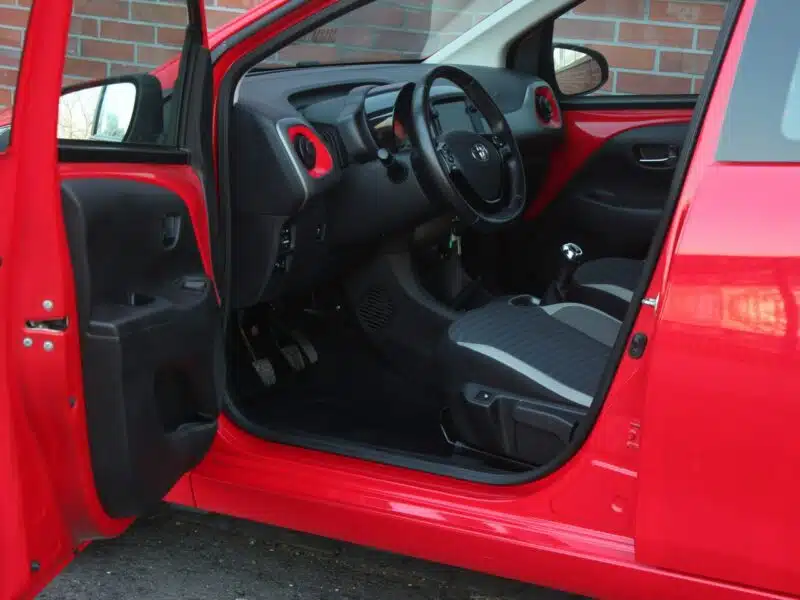 Toyota Aygo Navi*Klima*GrzFot*Kamera*PanelDotyk*Esp*Led*BT*Alu15*Android*Gwar VGS II (2014-)