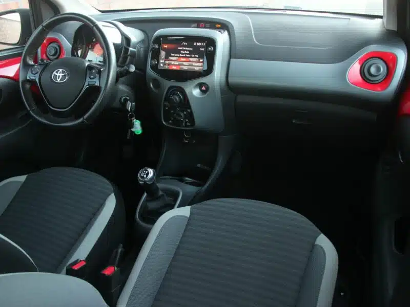 Toyota Aygo Navi*Klima*GrzFot*Kamera*PanelDotyk*Esp*Led*BT*Alu15*Android*Gwar VGS II (2014-)