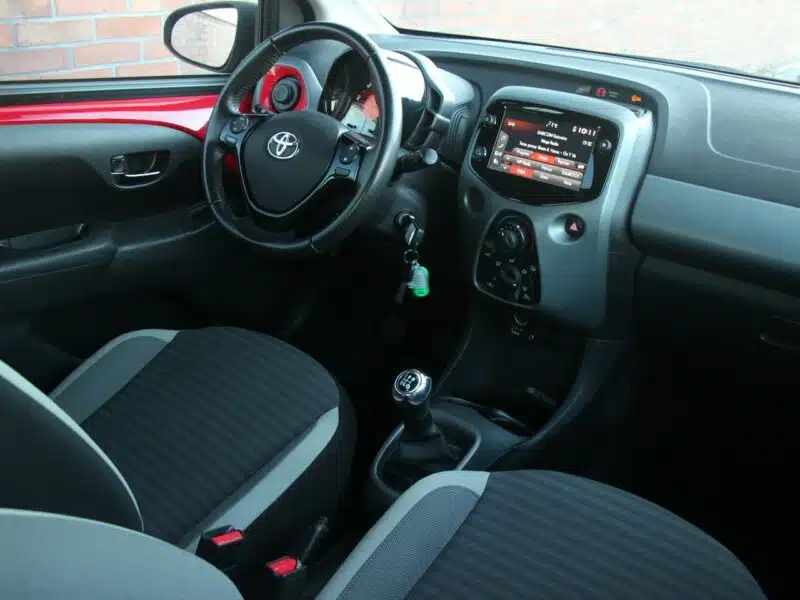 Toyota Aygo Navi*Klima*GrzFot*Kamera*PanelDotyk*Esp*Led*BT*Alu15*Android*Gwar VGS II (2014-)