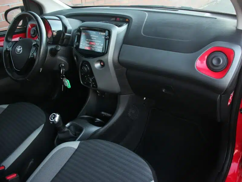Toyota Aygo Navi*Klima*GrzFot*Kamera*PanelDotyk*Esp*Led*BT*Alu15*Android*Gwar VGS II (2014-)