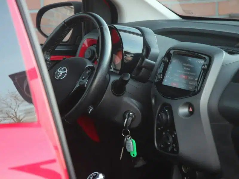 Toyota Aygo Navi*Klima*GrzFot*Kamera*PanelDotyk*Esp*Led*BT*Alu15*Android*Gwar VGS II (2014-)