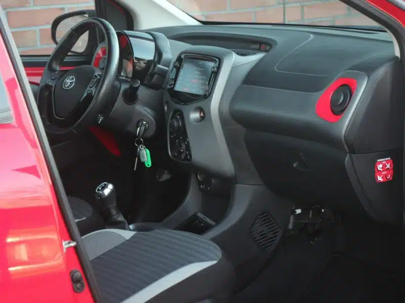 Toyota Aygo Navi*Klima*GrzFot*Kamera*PanelDotyk*Esp*Led*BT*Alu15*Android*Gwar VGS II (2014-)