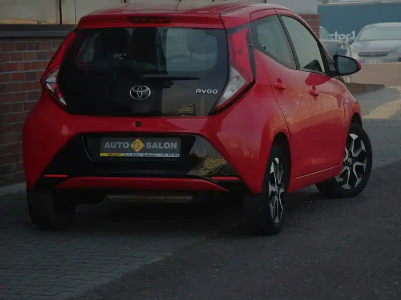 Toyota Aygo Navi*Klima*GrzFot*Kamera*PanelDotyk*Esp*Led*BT*Alu15*Android*Gwar VGS II (2014-)