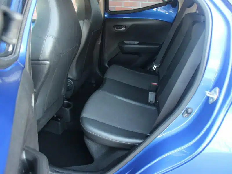 Toyota Aygo Automat*Navi*Radar*AsysToru*Klimatr*Kamera*Led*Alu*GrzFot*Gwar VGS!!! II (2014-)